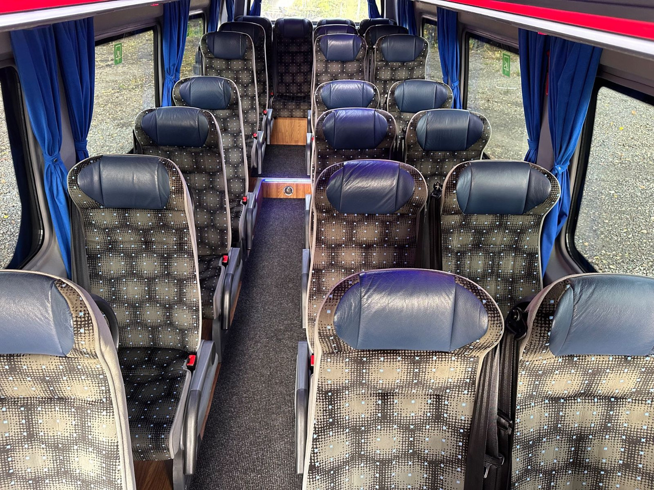 تأجير Mercedes-Benz Sprinter 516 CDi (DE*Klima*23 Reisesitze) Mercedes-Benz Sprinter 516 CDi (DE*Klima*23 Reisesitze): صور 16 تأجير Mercedes-Benz Sprinter 516 CDi (DE*Klima*23 Reisesitze) Mercedes-Benz Sprinter 516 CDi (DE*Klima*23 Reisesitze): صور 16