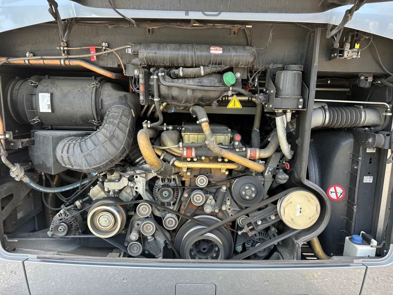 Mercedes-Benz Tourismo E 15 RHD (wenig Km*TOP*DE) - سياحية حافلة: صور 4 Mercedes-Benz Tourismo E 15 RHD (wenig Km*TOP*DE) - سياحية حافلة: صور 4