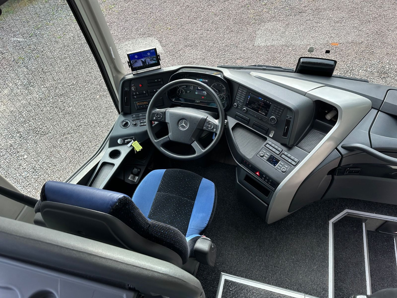 Mercedes-Benz Tourismo E 16 RHD-M/2A (wenig Km*TOP*61 Sitze) - سياحية حافلة: صور 4 Mercedes-Benz Tourismo E 16 RHD-M/2A (wenig Km*TOP*61 Sitze) - سياحية حافلة: صور 4