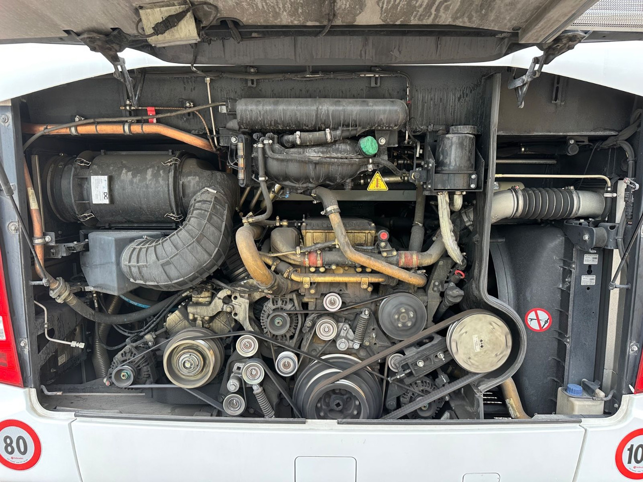 Mercedes-Benz Tourismo E 16 RHD-M/2A (wenig Km*TOP*61 Sitze) - سياحية حافلة: صور 4 Mercedes-Benz Tourismo E 16 RHD-M/2A (wenig Km*TOP*61 Sitze) - سياحية حافلة: صور 4