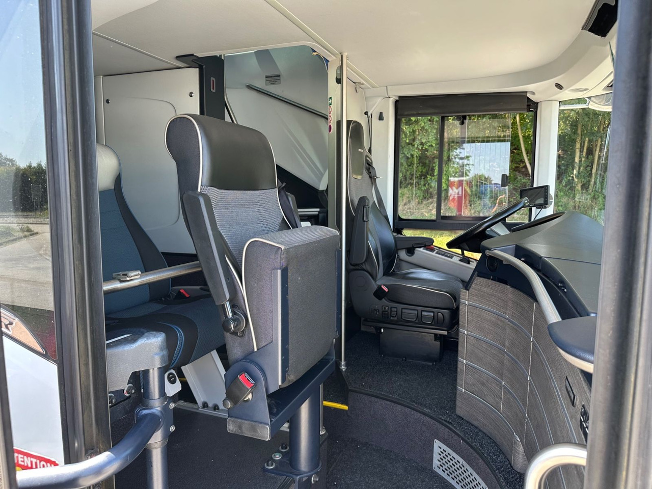 حافلة ذات طابقين Neoplan P06 Skyliner L (83 Sitze*TOP*Motor Neu*Panorama): صور 13