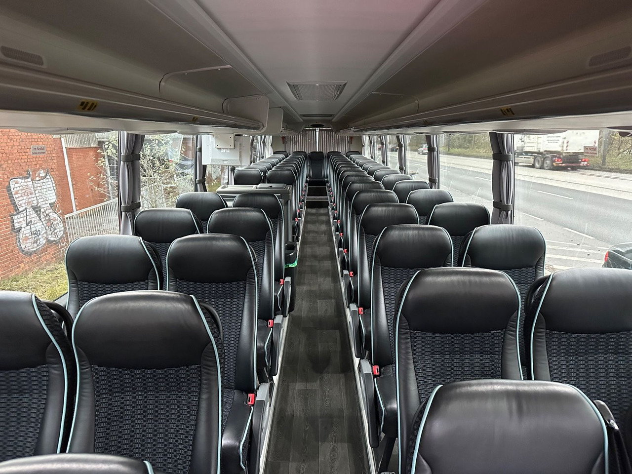 Scania Touring HD Higer 6X2 (86 tKm*59 Sitze) - سياحية حافلة: صور 5 Scania Touring HD Higer 6X2 (86 tKm*59 Sitze) - سياحية حافلة: صور 5