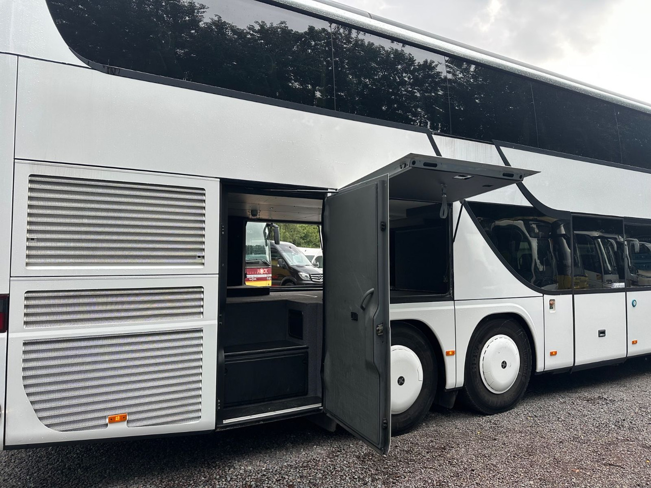 Setra S 431 DT (81 Sitze*TOP) - حافلة ذات طابقين: صور 4 Setra S 431 DT (81 Sitze*TOP) - حافلة ذات طابقين: صور 4