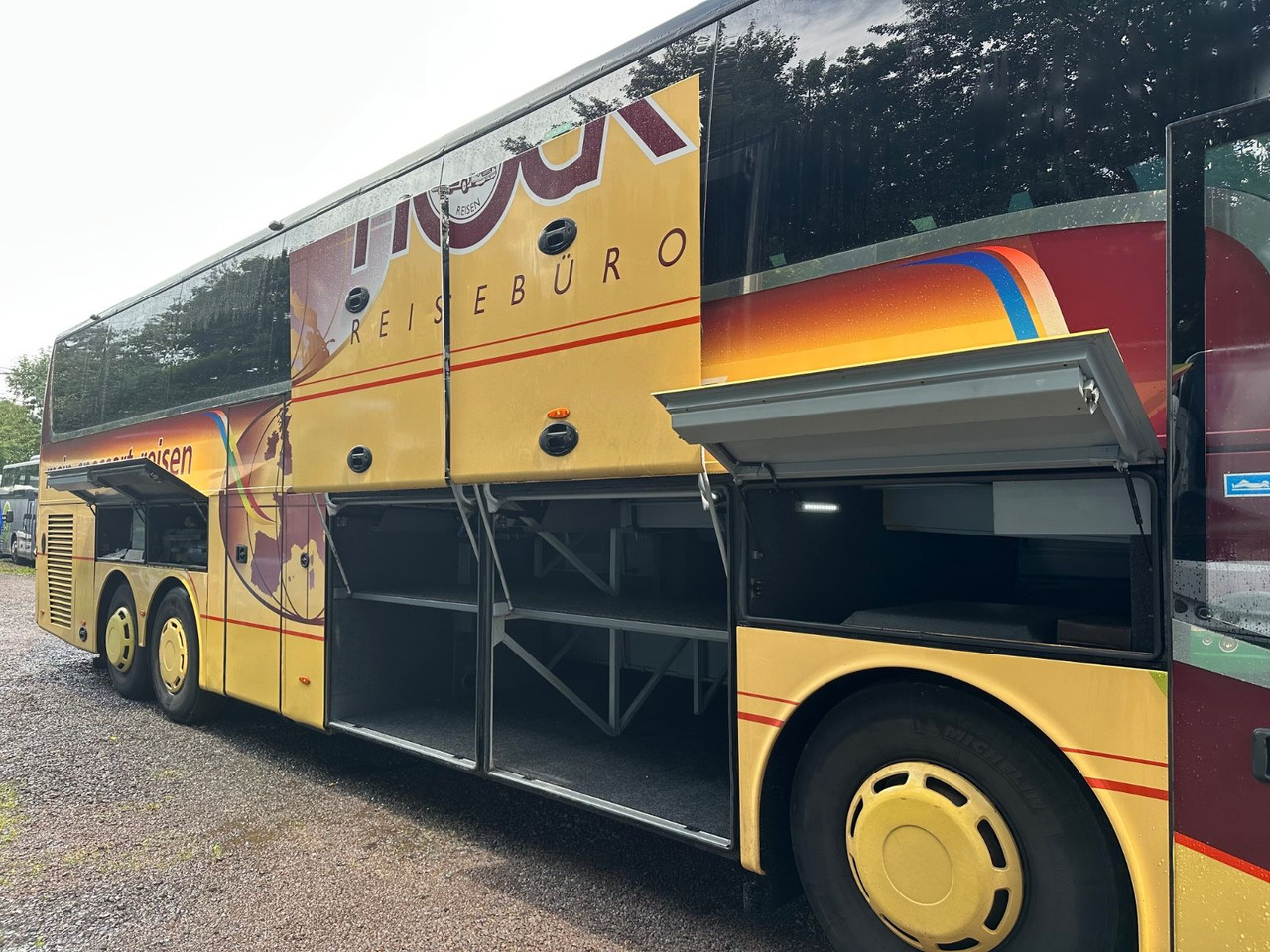 تأجير  Vanhool TX16 Astron (TOP) 417 HDH/ 517 HDH Vanhool TX16 Astron (TOP) 417 HDH/ 517 HDH: صور 12