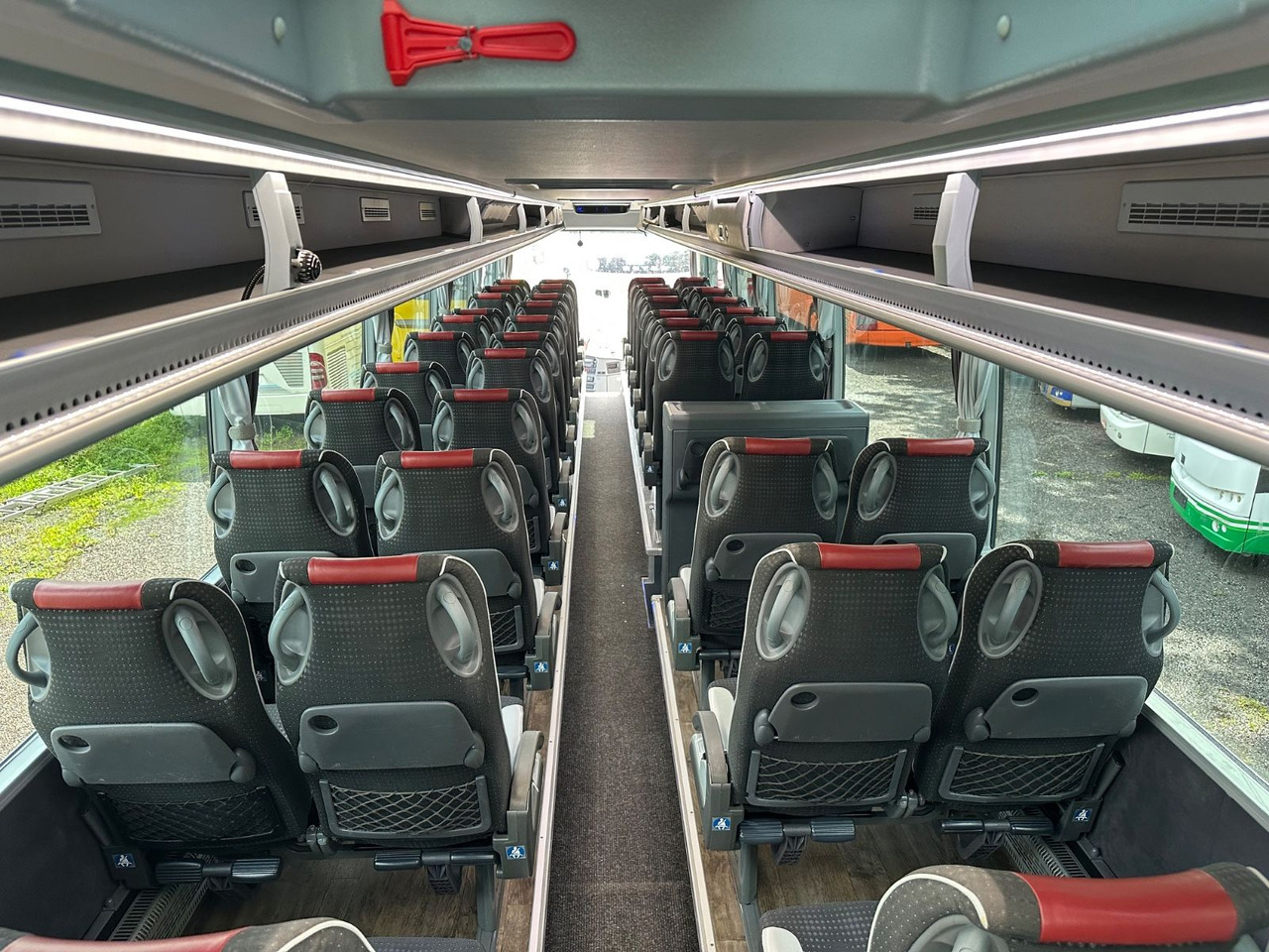 تأجير  Vanhool TX16 Astron (TOP) 417 HDH/ 517 HDH Vanhool TX16 Astron (TOP) 417 HDH/ 517 HDH: صور 24