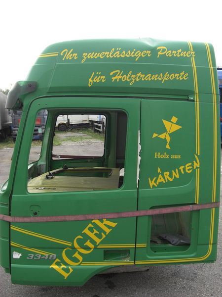 MERCEDES BENZ Actros MP2 Rohbau/Beschaedigt - الكبائن: صور 5 MERCEDES BENZ Actros MP2 Rohbau/Beschaedigt - الكبائن: صور 5